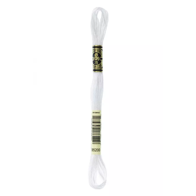 Madeja hilo mouliné de DMC color B5200 - Blanco Luminoso Iridiscente